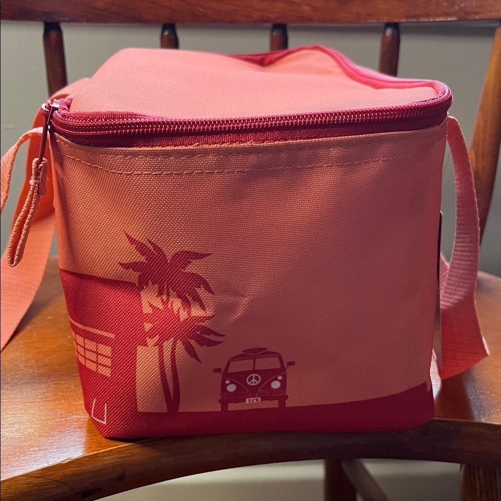 NWT Trader Joe’s Mini Insulated Lunch Bag – Salmon Pink - Picture 5 of 10